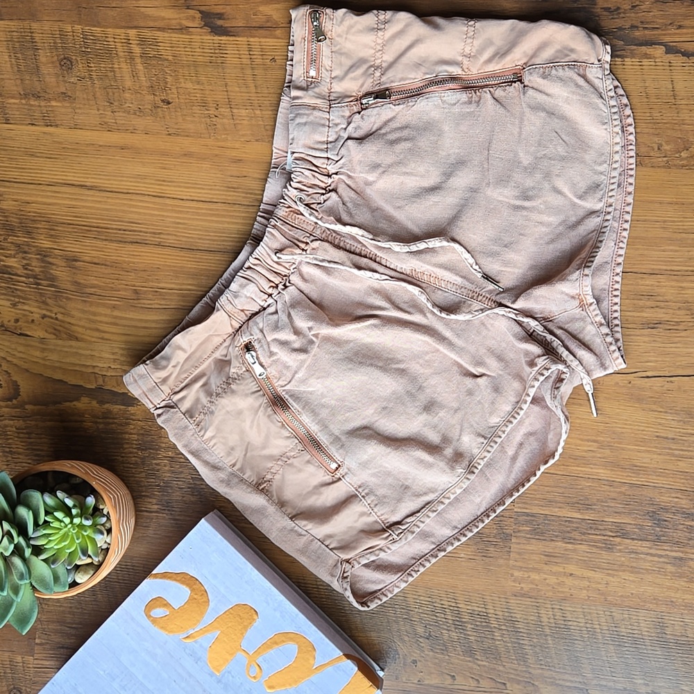 Blank NYC Light Pink Tie And Zipper Shorts